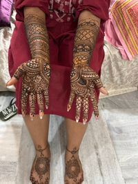 review-image-0-Mehendi by Nasreen