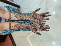 review-Mehendi by Zuha