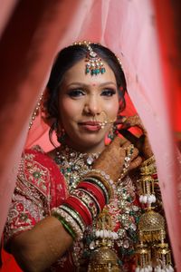 review-Glimz and Gloss by Jyoti Bhatia