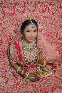review-Glimz and Gloss by Jyoti Bhatia