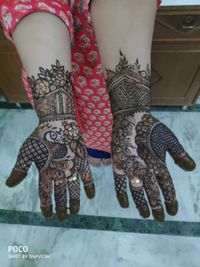 review-image-0-Meenu Mehendi Art