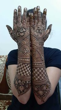 review-Dhrumi Vadhan Mehendi Artist