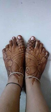 review-Dhrumi Vadhan Mehendi Artist