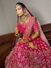 review-Makeovers by Meenu Jain