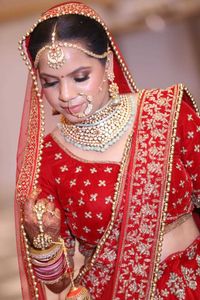 review-Makeovers by Meenu Jain