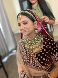 review-Makeovers by Meenu Jain