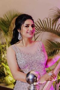 review-Makeovers by Meenu Jain