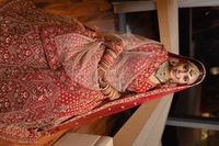 review-Makeovers by Meenu Jain