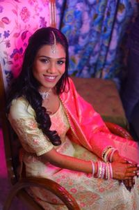 review-Makeovers by Meenu Jain