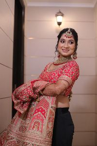 review-Makeovers by Meenu Jain