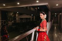 review-Makeovers by Meenu Jain