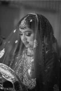 review-Makeovers by Meenu Jain