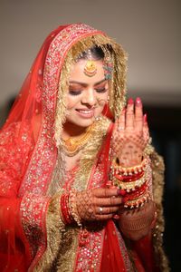 review-Makeovers by Meenu Jain