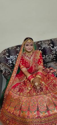 review-Makeovers by Meenu Jain