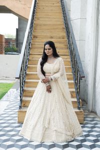 review-Makeovers by Meenu Jain
