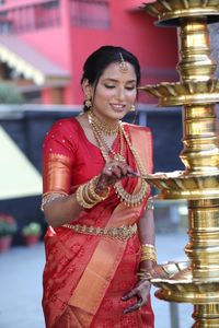 review-Makeovers by Meenu Jain