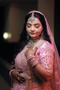 review-Makeovers by Meenu Jain