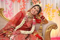 review-Makeovers by Meenu Jain