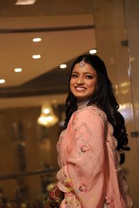 review-Makeovers by Meenu Jain