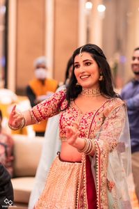 review-Makeovers by Meenu Jain