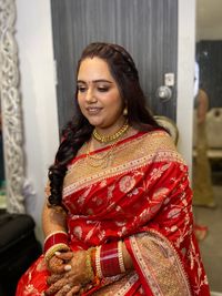 review-Makeovers by Meenu Jain