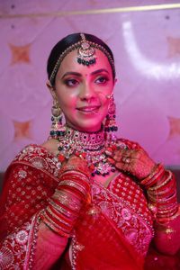 review-Makeovers by Meenu Jain