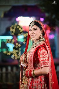 review-Makeovers by Meenu Jain