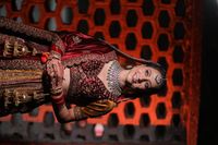 review-Makeovers by Meenu Jain