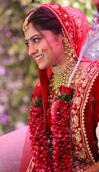 review-Makeovers by Meenu Jain