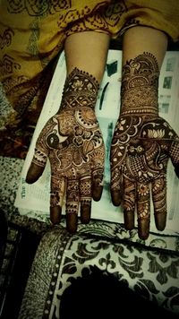 review-Rahul Mehandi Artist
