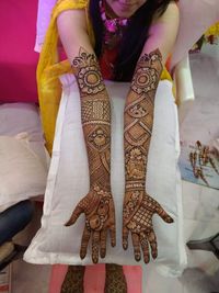 review-Satish Mehandi Art
