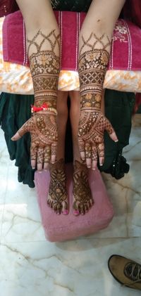 review-Satish Mehandi Art