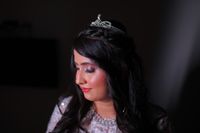review-Monisha Ladhani
