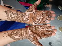 review-Anil Mehandi Art