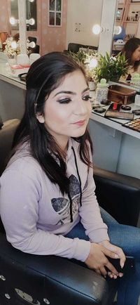 review-Hd Mirror Magic by Hitu Duggal