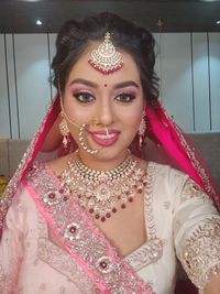 review-Isha Malhotra Artistry 