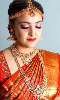 review-Parul Khattar Makeup Artist