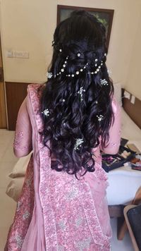 review-Parul Khattar Makeup Artist