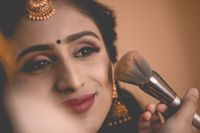 review-Parul Khattar Makeup Artist