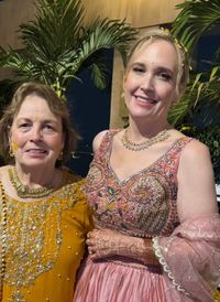 review-Simran Sahni's Glamor Zone