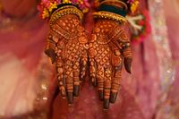 review-image-0-Anfar Mehndi Arts