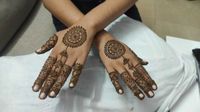 review-image-1-Shine Mehendi Artist