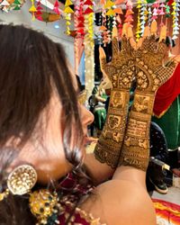 review-Deepa Mehendi Artist