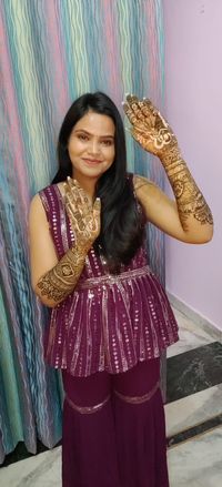 review-Deepa Mehendi Artist