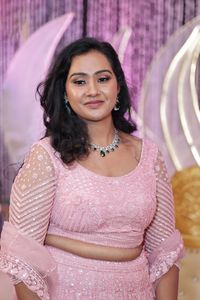 review-Makeovers by Kunjal Patel