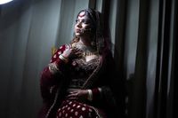 review-Makeup by Avni Jamwal