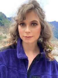review-Makeup by Avni Jamwal