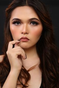 review-Makeup by Avni Jamwal