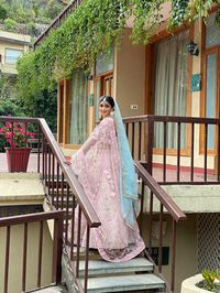 review-Makeup by Avni Jamwal