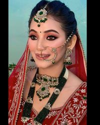 review-Makeup by Avni Jamwal